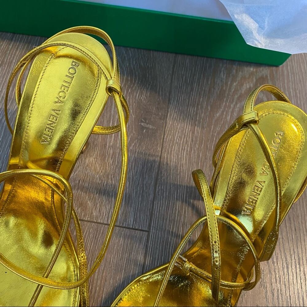 BOTTEGA VENETA Line Metallic Gold Strappy Leather Heeled Sandals - Picture 7 of 11